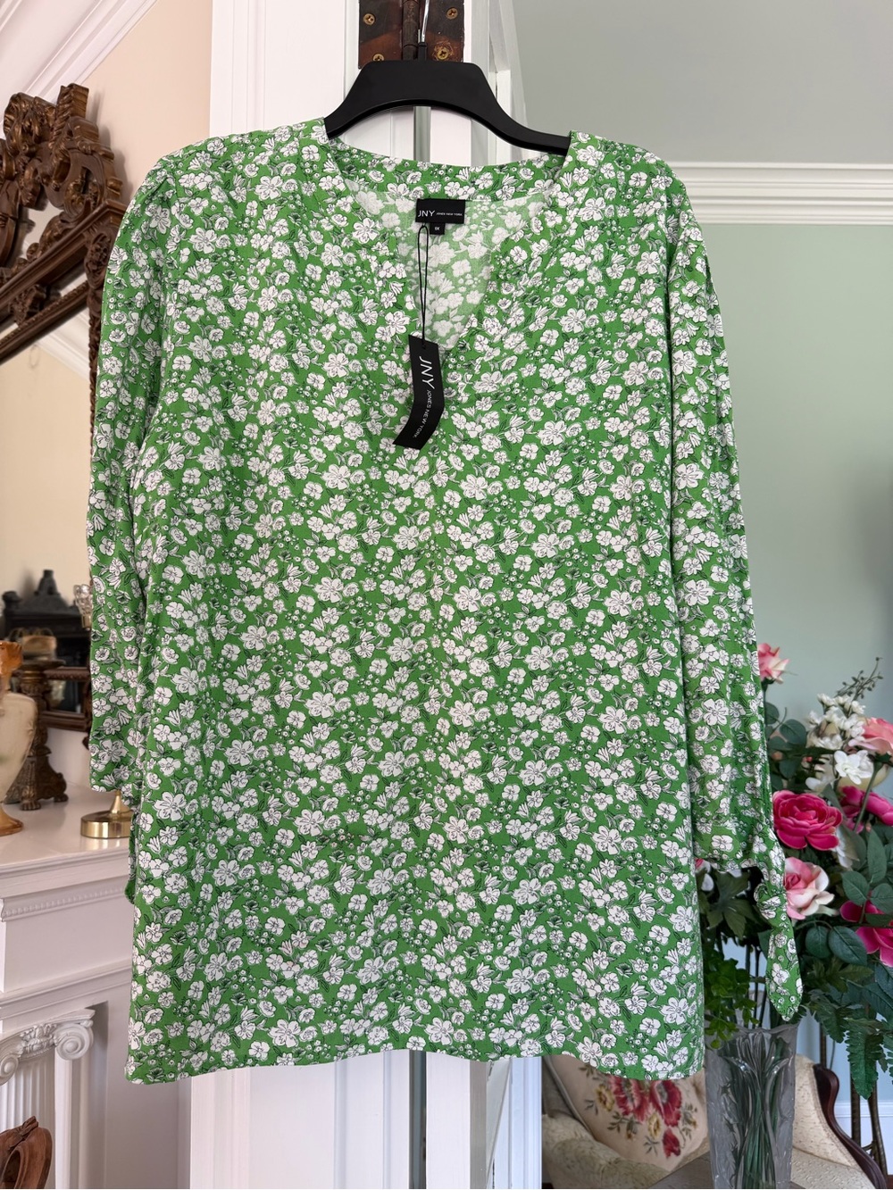 Jones New York Green Floral V-Neck 3/5 Sleeve Blouse, size 1X